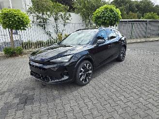 Vaurioauto  passenger cars Cupra Formentor VZ Hybride 200 kW 2025/3