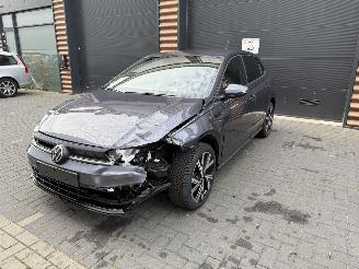 krockskadad bil auto Volkswagen Polo 1.0 TSI R-Line 2023/10