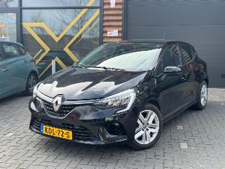 damaged passenger cars Renault Clio 1.0 Tce Automaat 2021/1