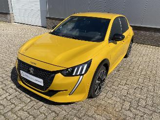 Peugeot 208 GT-Line picture 9