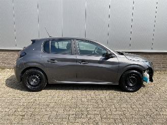 Peugeot 208 1.2 PureTech Active Airco, PDC, Apple Carplay & Android Auto picture 4