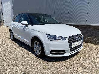 Audi A1 1.0 TFSI Adrenalin Airco, PDC Achter, Stoelverwarming picture 6