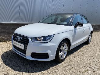 uszkodzony samochody osobowe Audi A1 1.0 TFSI Adrenalin Airco, PDC Achter, Stoelverwarming 2017/7