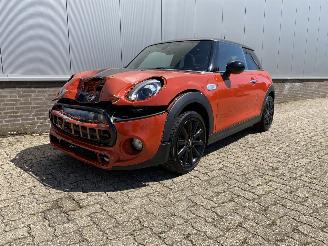 skadebil auto Mini Cooper S John Cooper Works Package, Sportstoelen , Harman , Carplay 2019/3