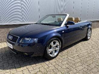 Voiture accidenté Audi A4 Cabriolet 3.0 V6 quattro Pro Line NAVI, PDC, Automaat 2003/1