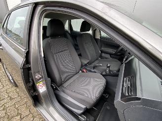 Volkswagen Polo Trendline PDC, Navi ,Airco, Cruise picture 32