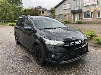 Dacia Jogger Extreme 1.6 Hybride 7P picture 3