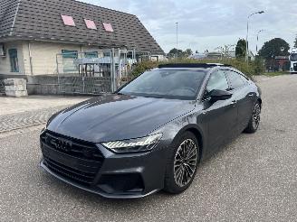 skadebil auto Audi A7 55 TFSI e quattro Competition S Line 2021/6
