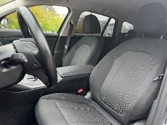 BMW 3-serie Touring 330e picture 10