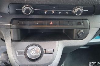 Opel Vivaro 2.0 CDTI picture 23