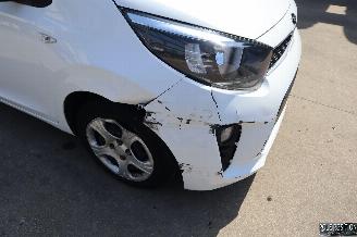 Kia Picanto 1.0 BENZ picture 8
