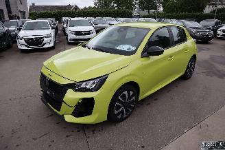 krockskadad bil auto Peugeot 208 1.2 BENZ 2026/2