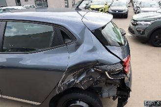 Renault Clio 1.0 BENZ picture 8