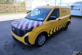 krockskadad bil bedrijf Ford Transit 1.5 CDTI 2024/10