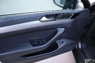 Volkswagen Passat 1.6 TDI picture 7