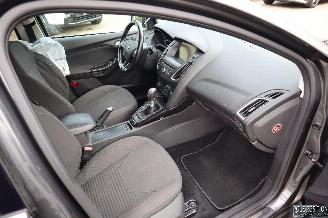 Ford Focus 1.0 BENZ picture 7