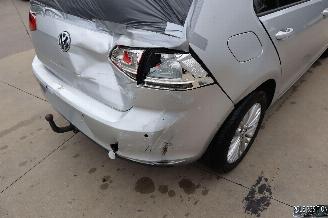 Volkswagen Golf 1.2 BENZ picture 8