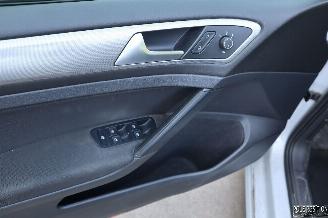 Volkswagen Golf 1.6 TDI picture 8