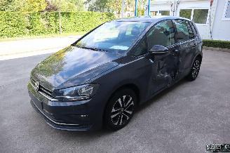 Schadeauto Volkswagen Golf Sportsvan 1.6 TDI 2019/9
