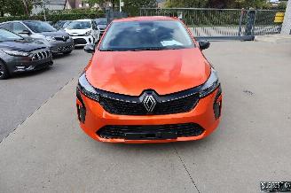 Vaurioauto  passenger cars Renault Clio 1.0 BENZ 2024/7