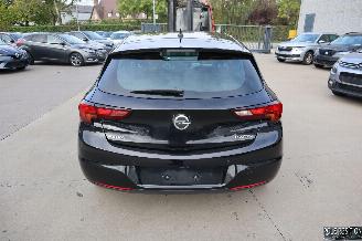 Opel Astra 1.0 BENZ picture 4
