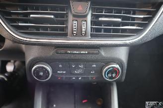 Ford Focus 1.0 BENZ picture 20