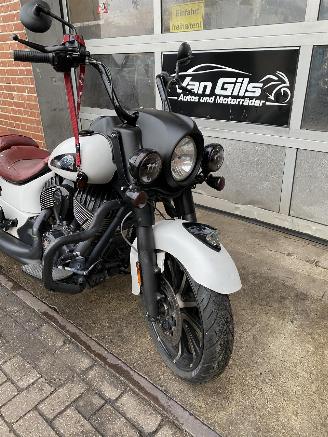 Indian Scout Springfield Dark Horse picture 6