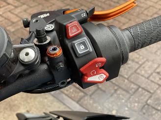 KTM 1290 Super Duke R  picture 12