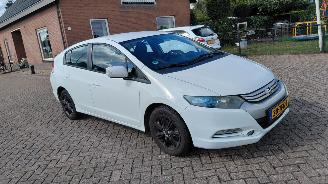 Vaurioauto  passenger cars Honda Insight 1.3 hybrid  airco 2012/2