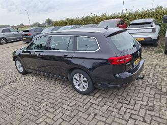 Auto incidentate Volkswagen Passat 1.4 tsi  110kw  automaat navi clima 2017/2