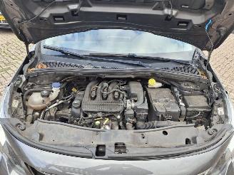 Peugeot 2008 1.2 82pk allure  navi clima picture 12