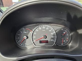 krockskadad bil auto Fiat Sedici 1.6   16v    79kw    airco 2008/3