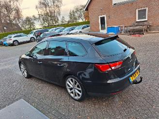 skadebil auto Seat Leon 1.6 tdi   navi clima 2014/8