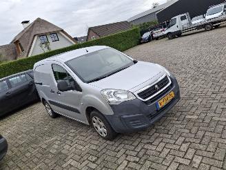 Peugeot Partner 1.6 hdi   90pk   airco picture 2