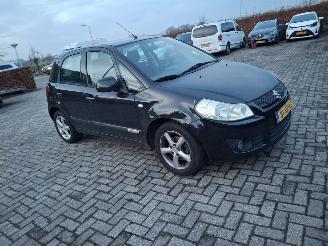 skadebil auto Suzuki SX4 1.6i 107pk    clima 2006/6