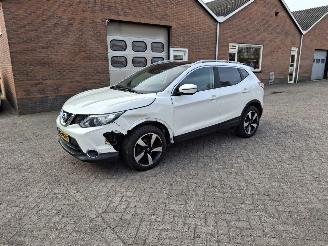 Nissan Qashqai 1.2i 85kw pano  clima navi picture 4