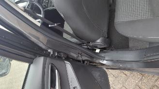 Mazda 2 1.5  dynamic  90pk navi picture 9