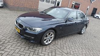 BMW 3-serie 320 diesel automaat  163pk navi picture 3