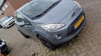 uszkodzony samochody osobowe Ford Ka 1.2i  cool sound  69pk   airco 2012/3