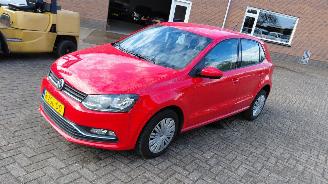 Auto incidentate Volkswagen Polo 1.4 tdi  90pk navi  automaat 2015/4