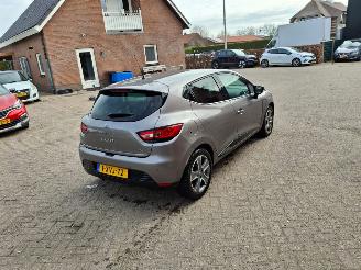 Renault Clio 0.9 tce  night  day   navi picture 4