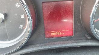 Opel Astra 1.4i automaat    navi 140pk picture 11