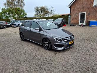  Mercedes B-klasse 180 1.6i  90kw pano navi 2015/2