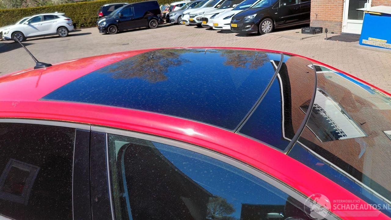Volkswagen Polo 1.0 tsi  70kw   pano navi