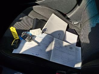 Hyundai I-30 1.6i  135pk  clima picture 8