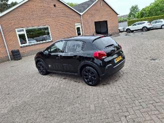Schadeauto Citroën C3 1.2i shine  82pk navi clima 2018/2