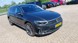 uszkodzony samochody osobowe Volkswagen Passat 1.4 tsi  156pk   75pk  automaat 2020/9