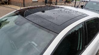 Volkswagen Polo 1.4i 16v 63kw pano  navi picture 3