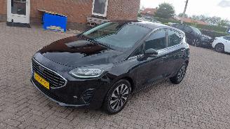 Auto incidentate Ford Fiesta 1.0 hybrid titanium  92kw  navi 2022/11