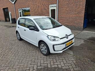 Damaged car Volkswagen Up! 1.0i 5drs   airco   60pk 2020/1